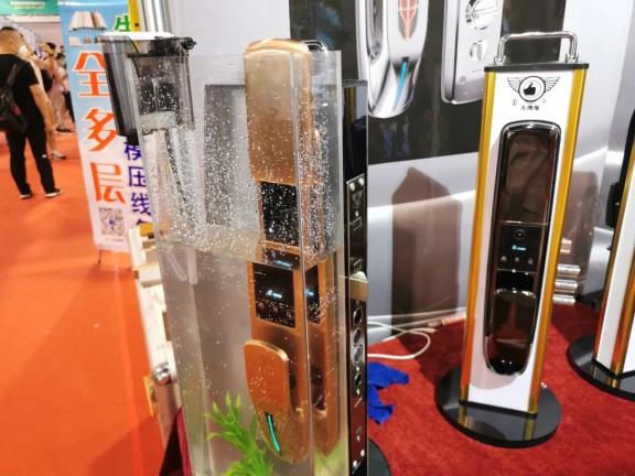 除了廉價的智能鎖,今年門博會還有哪些值得關(guān)注的亮點(diǎn) 除了廉價的智能鎖,今年門博會還有哪些值得關(guān)注的亮點(diǎn)