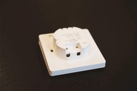 產(chǎn)品測(cè)評(píng)|鴻雁無(wú)源無(wú)線隨意貼開(kāi)關(guān)，隨心智能控制