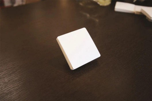 產(chǎn)品測(cè)評(píng)|鴻雁無(wú)源無(wú)線隨意貼開(kāi)關(guān)，隨心智能控制