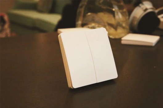 產(chǎn)品測(cè)評(píng)|鴻雁無(wú)源無(wú)線隨意貼開(kāi)關(guān)，隨心智能控制