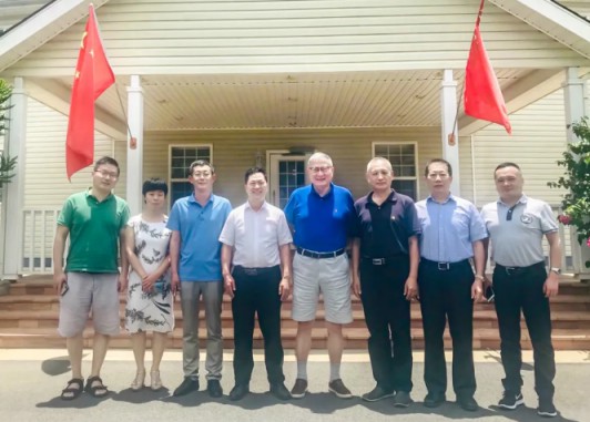 中國木材與木制品流通協會李佳峰副會長到豐林集團考察