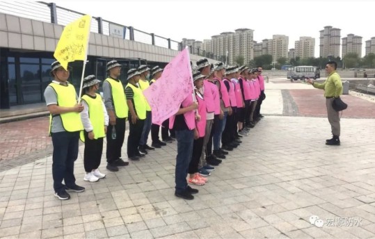 宏源防水生產制造中心組織開展別開生面的拓展訓練