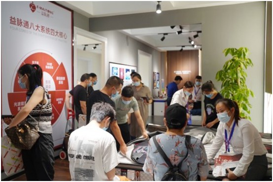 展會第三天,智能健康床墊益脈通,熱度不減!