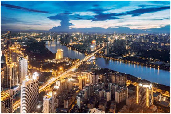 拼搏2020·華動重點區(qū)域品牌推介會南寧站震撼來襲