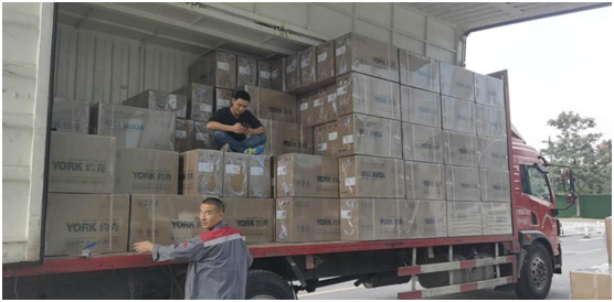 乘勢上揚 YORK約克熱水器“熱戰”精裝房市場