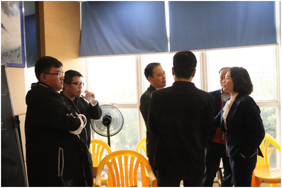 行業新鮮事：牛商匯蒞臨巨光門控參觀指導!