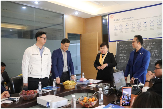 行業新鮮事：牛商匯蒞臨巨光門控參觀指導!