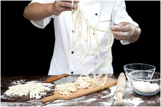 如果你餓了，飛奧電器就煮碗面給你吃!