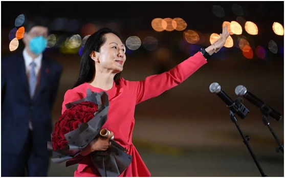 華盈照明:強大的祖國是每個中國人的堅強靠山